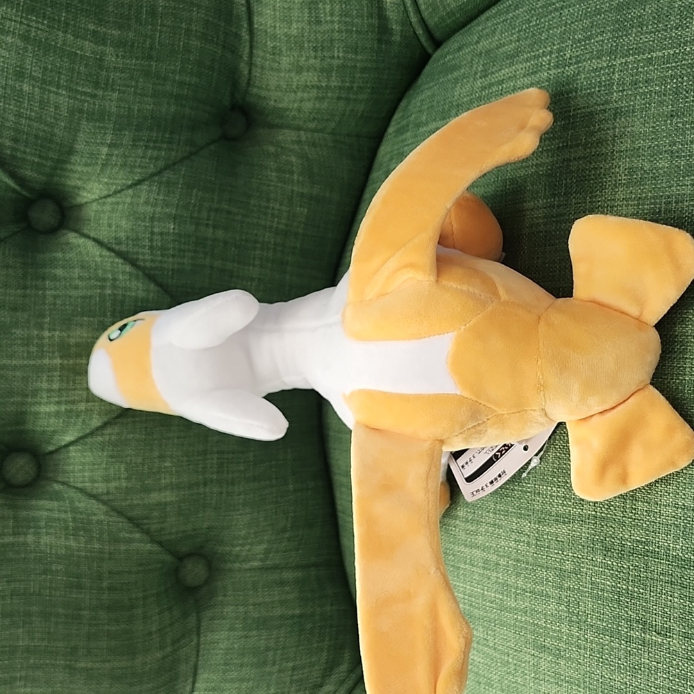 Pokemon Shiny Latias Plush Toy - Picture 2 of 4